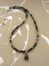 Ketting druppel rookkwarts